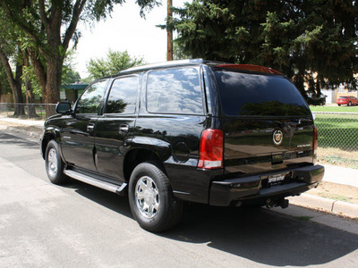 cadillac escalade 2004 black suv gasoline 8 cylinders all whee drive automatic 80110