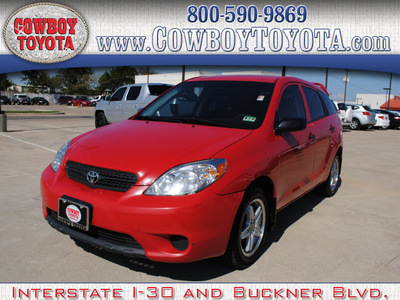 toyota matrix 2007 red hatchback gasoline 4 cylinders front wheel drive automatic 75228