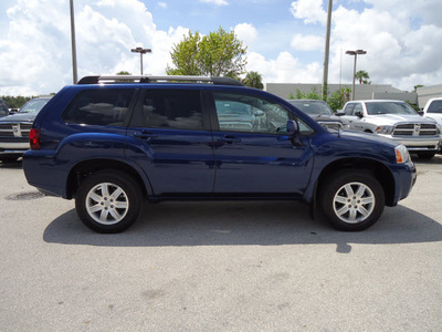 mitsubishi endeavor 2010 dk  blue suv ls gasoline 6 cylinders front wheel drive automatic 33157