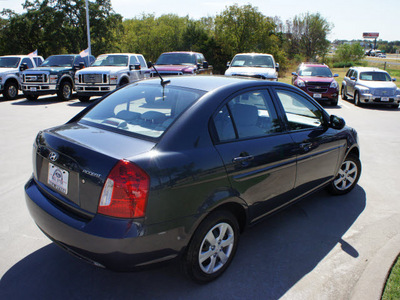 hyundai accent 2010 dk  blue sedan gls gasoline 4 cylinders front wheel drive automatic 76205