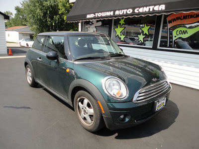 mini cooper 2007 dk  green hatchback gasoline 4 cylinders front wheel drive 5 speed manual 45005