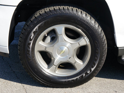 chevrolet trailblazer 2008 white suv lt gasoline 6 cylinders 2 wheel drive 4 speed with overdrive 46168