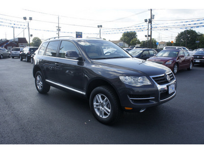 volkswagen touareg 2 2008 dk  gray suv vr6 fsi gasoline 6 cylinders all whee drive automatic 08016