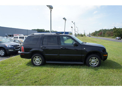 mercury mountaineer 2005 black suv dvd gasoline 8 cylinders all whee drive automatic with overdrive 07712
