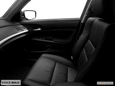 honda accord 2011 black sedan se gasoline 4 cylinders front wheel drive 5 speed automatic 47129