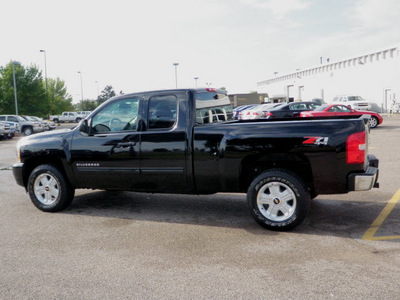 chevrolet silverado 1500 2010 black pickup truck ext lt z71 4x4 flex fuel 8 cylinders 4 wheel drive automatic 56001