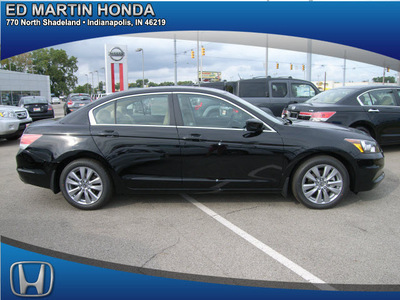 honda accord 2012 black sedan gasoline 4 cylinders front wheel drive not specified 46219