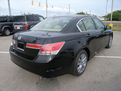 honda accord 2012 black sedan gasoline 4 cylinders front wheel drive not specified 46219