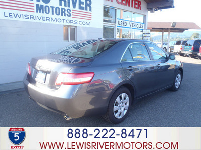 toyota camry 2010 dk  gray sedan le v6 gasoline 6 cylinders front wheel drive automatic 98674