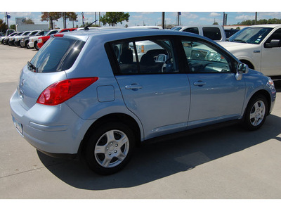 nissan versa 2010 blue hatchback 1 8 s gasoline 4 cylinders front wheel drive automatic 77090