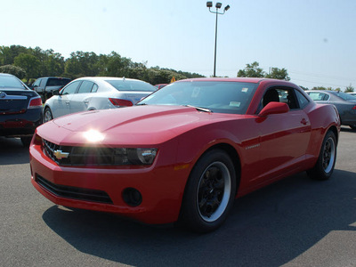 chevrolet camaro 2012 red coupe ls gasoline 6 cylinders rear wheel drive automatic 27330