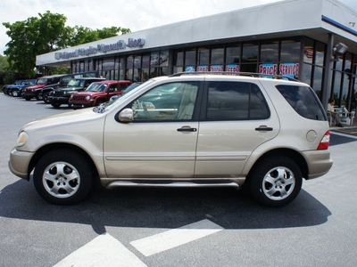 mercedes benz m class 2003 gold suv ml350 gasoline 6 cylinders all whee drive automatic 33021