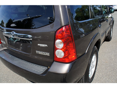 mazda tribute 2006 gray suv i gasoline 4 cylinders all whee drive automatic with overdrive 07702