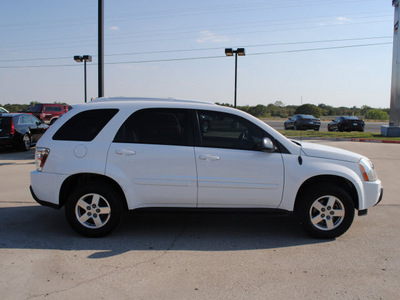 chevrolet equinox 2005 white suv lt gasoline 6 cylinders front wheel drive automatic 76087