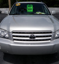 toyota highlander 2003 silver suv gasoline 6 cylinders front wheel drive automatic 32401