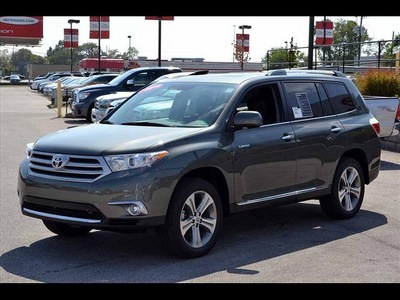 toyota highlander 2011 green suv limi gasoline 6 cylinders all whee drive 5 speed automatic 46219