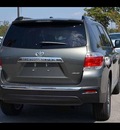 toyota highlander 2011 green suv limi gasoline 6 cylinders all whee drive 5 speed automatic 46219