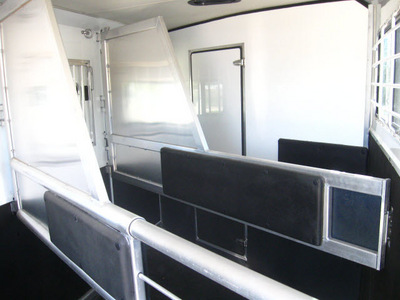 shadow trailers 717e 3sl gn pp 2010 white not specified not specified 80504