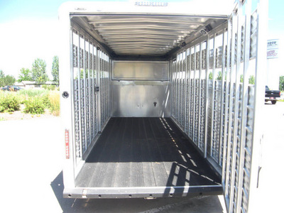 shadow trailers 720stk gn 2010 white not specified not specified 80504