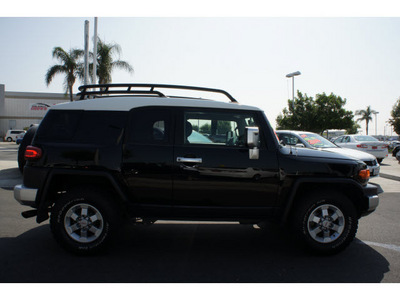 toyota fj cruiser 2007 black suv gasoline 6 cylinders rear wheel drive automatic 91761