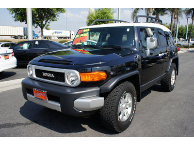 toyota fj cruiser 2007 black suv gasoline 6 cylinders rear wheel drive automatic 91761