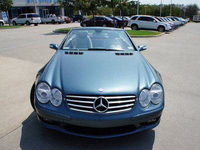 mercedes benz sl class 2006 blue sl500 gasoline 8 cylinders rear wheel drive automatic 76205