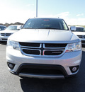 dodge journey 2011 silver suv mainstreert flex fuel 6 cylinders front wheel drive 6 speed automatic 60915