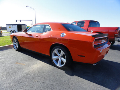 dodge challenger 2010 orange coupe srt8 gasoline 8 cylinders rear wheel drive automatic 60915