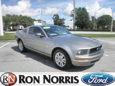 ford mustang 2009 gray coupe v6 premium gasoline 6 cylinders rear wheel drive automatic 32783