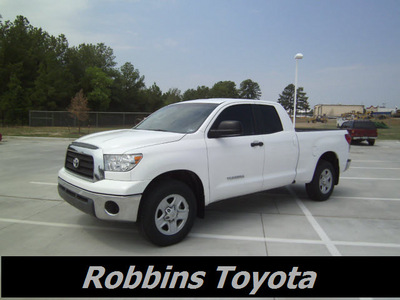 toyota tundra 2008 white sr5 gasoline 6 cylinders 2 wheel drive automatic 75503