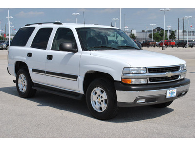 chevrolet tahoe 2005 white suv ls gasoline 8 cylinders rear wheel drive automatic with overdrive 77388
