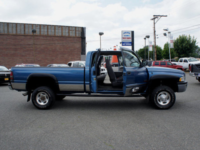 dodge ram pickup 2500 2002 blue slt 4x4 diesel 6 cylinders 4 wheel drive automatic with overdrive 98371