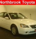 nissan altima 2002 white sedan 2 5 s gasoline 4 cylinders front wheel drive automatic 60062