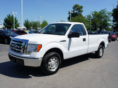 ford f 150 2010 white xl gasoline 8 cylinders 2 wheel drive 4 speed automatic 46168