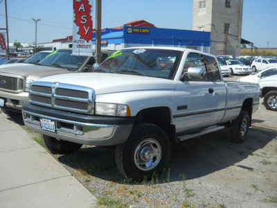 dodge ram pickup 2500 1997 white ram br2500 diesel 6 cylinders 4 wheel drive not specified 99212