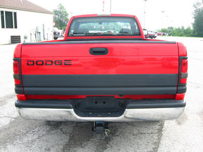 dodge ram pickup 1500 2001 red pickup truck slt l bed gasoline 8 cylinders rear wheel drive automatic 45840