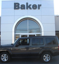 jeep commander 2006 tan suv flex fuel 8 cylinders 4 wheel drive automatic with overdrive 08844