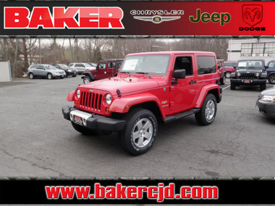 jeep wrangler 2011 red suv sahara gasoline 6 cylinders 4 wheel drive automatic with overdrive 08844