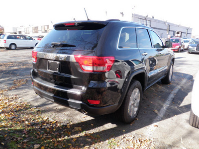 jeep grand cherokee 2011 black suv limited gasoline 8 cylinders 4 wheel drive automatic with overdrive 08844