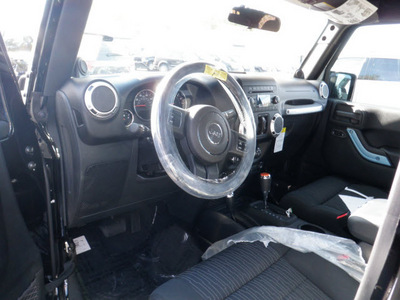 jeep wrangler unlimited 2011 black suv sahara gasoline 6 cylinders 4 wheel drive automatic with overdrive 08844