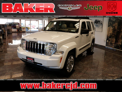 jeep liberty 2011 white suv limited edition gasoline 6 cylinders 4 wheel drive automatic with overdrive 08844