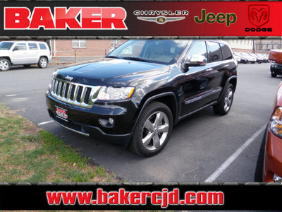 jeep grand cherokee 2011 black suv overland gasoline 8 cylinders 4 wheel drive automatic with overdrive 08844
