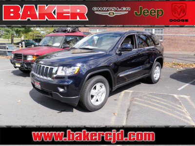 jeep grand cherokee 2011 blue suv laredo gasoline 6 cylinders 4 wheel drive automatic with overdrive 08844