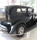 ford model a 1932 black sedan 3 speed 08753