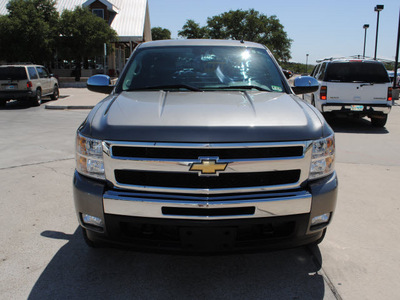 chevrolet silverado 1500 2009 gray pickup truck lt flex fuel 8 cylinders 2 wheel drive automatic 76087