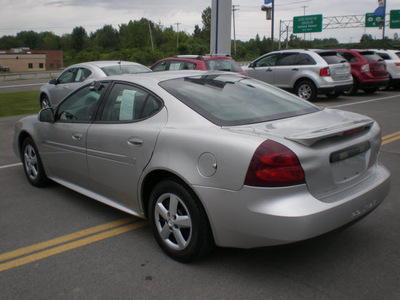 pontiac grand prix 2007 silver sedan gasoline 6 cylinders front wheel drive automatic 13502