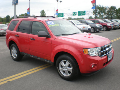 ford escape 2009 red suv xlt gasoline 6 cylinders 4 wheel drive automatic 13502