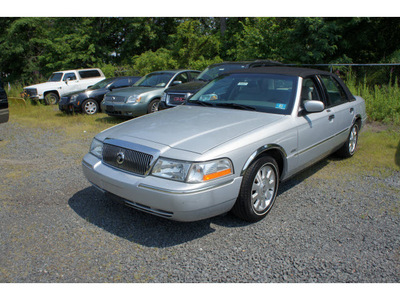 mercury grand marquis 2003 silver sedan ls premium gasoline 8 cylinders sohc rear wheel drive automatic with overdrive 08902