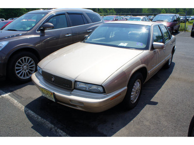 buick regal 1995 tan sedan custom gasoline v6 front wheel drive automatic with overdrive 08902