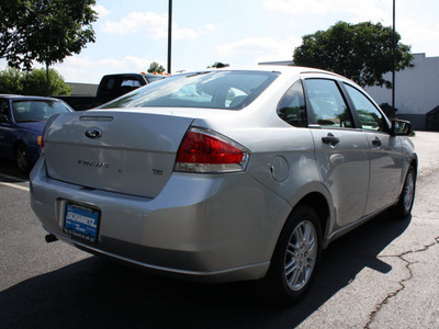 ford focus 2010 ingot silver sedan se gasoline 4 cylinders front wheel drive automatic with overdrive 07702